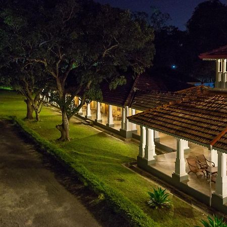 The Sanctuary At Tissawewa Hotel Anuradhapura Eksteriør billede