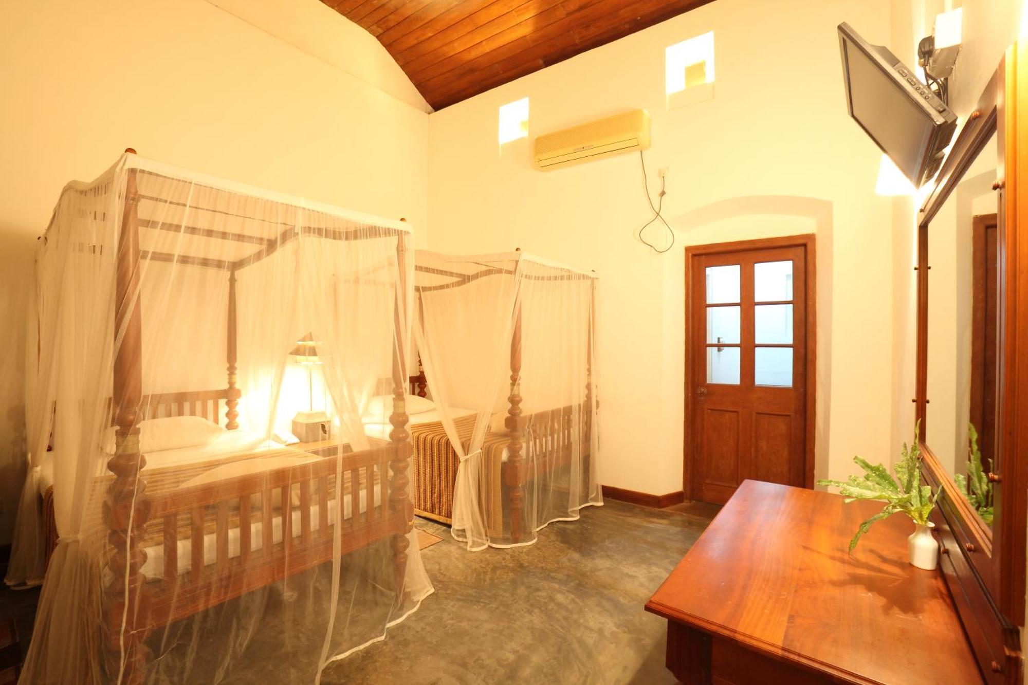 The Sanctuary At Tissawewa Hotel Anuradhapura Eksteriør billede